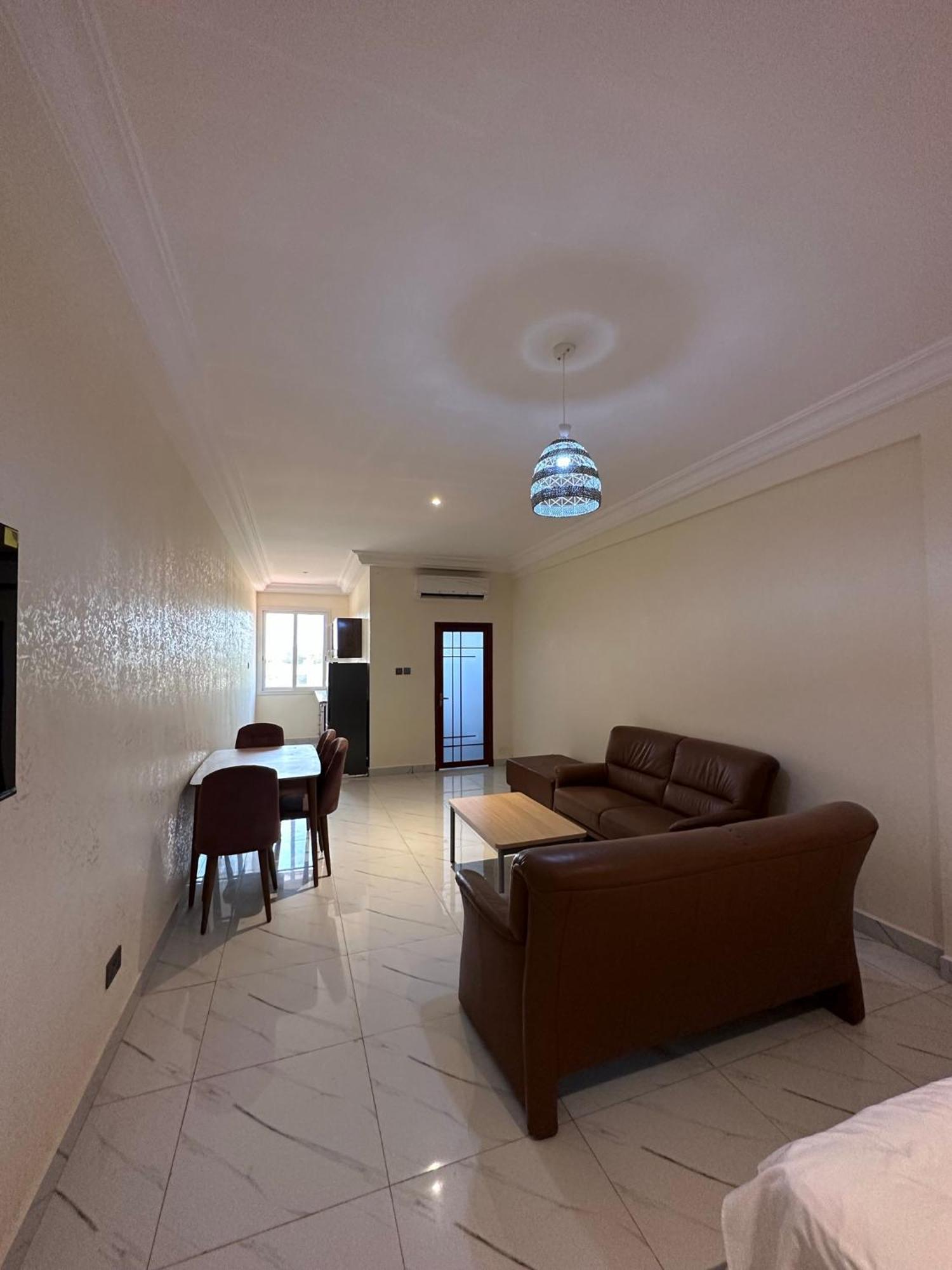 Apartments Plaza Hotel Kololi Ngoại thất bức ảnh