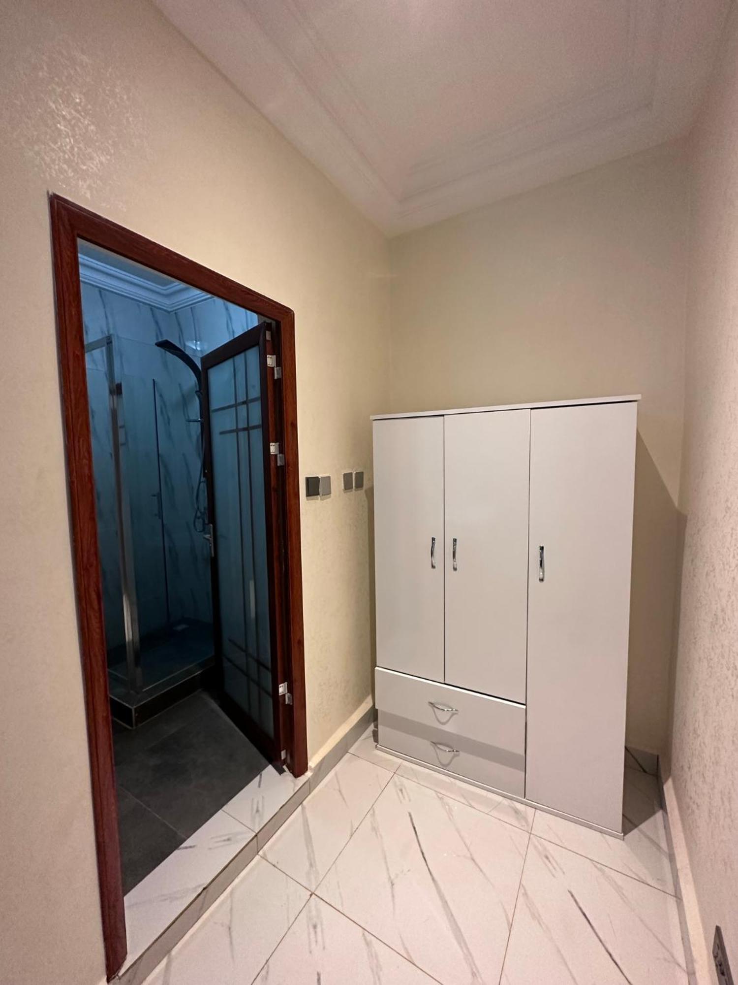 Apartments Plaza Hotel Kololi Ngoại thất bức ảnh
