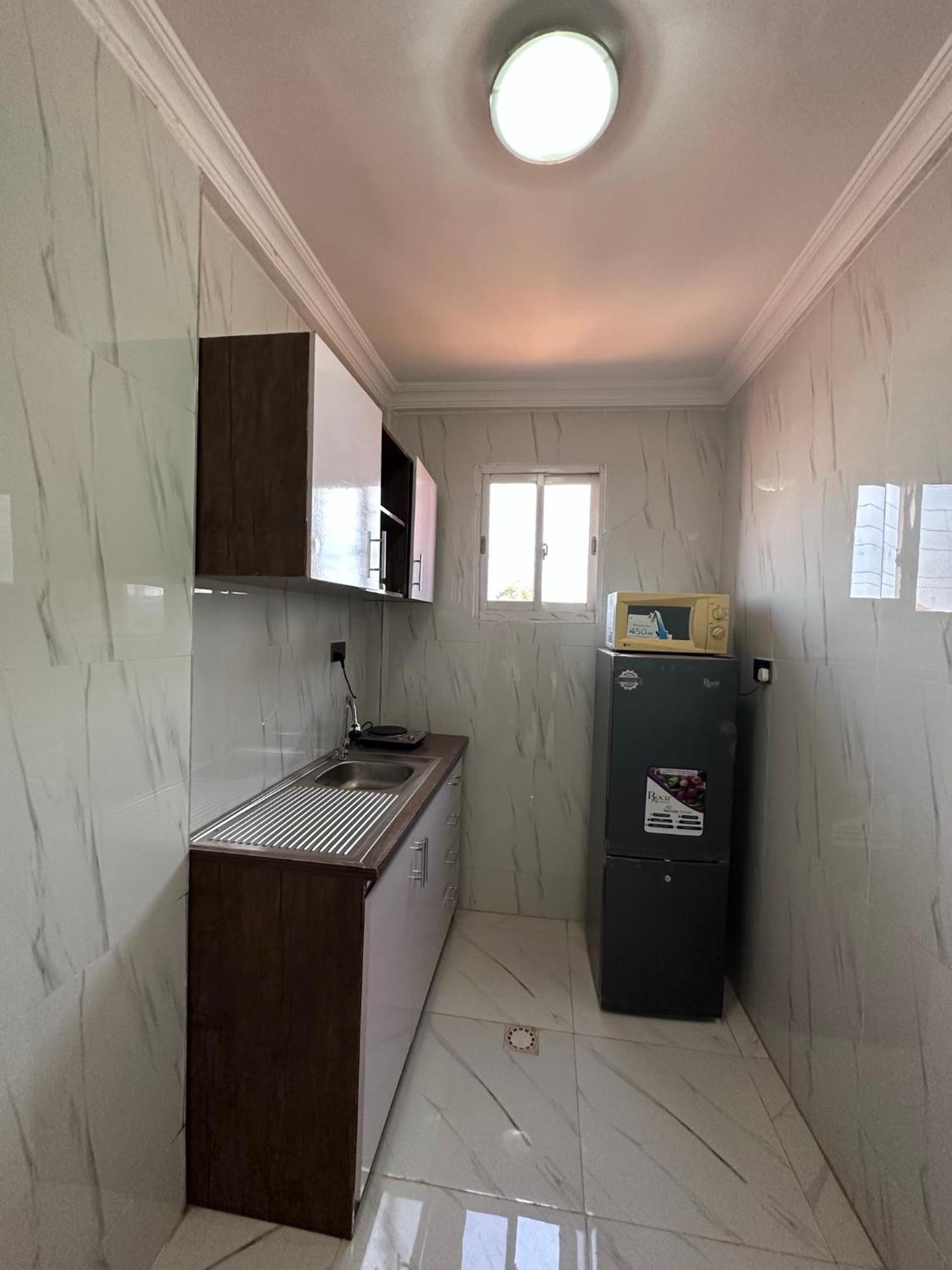 Apartments Plaza Hotel Kololi Ngoại thất bức ảnh