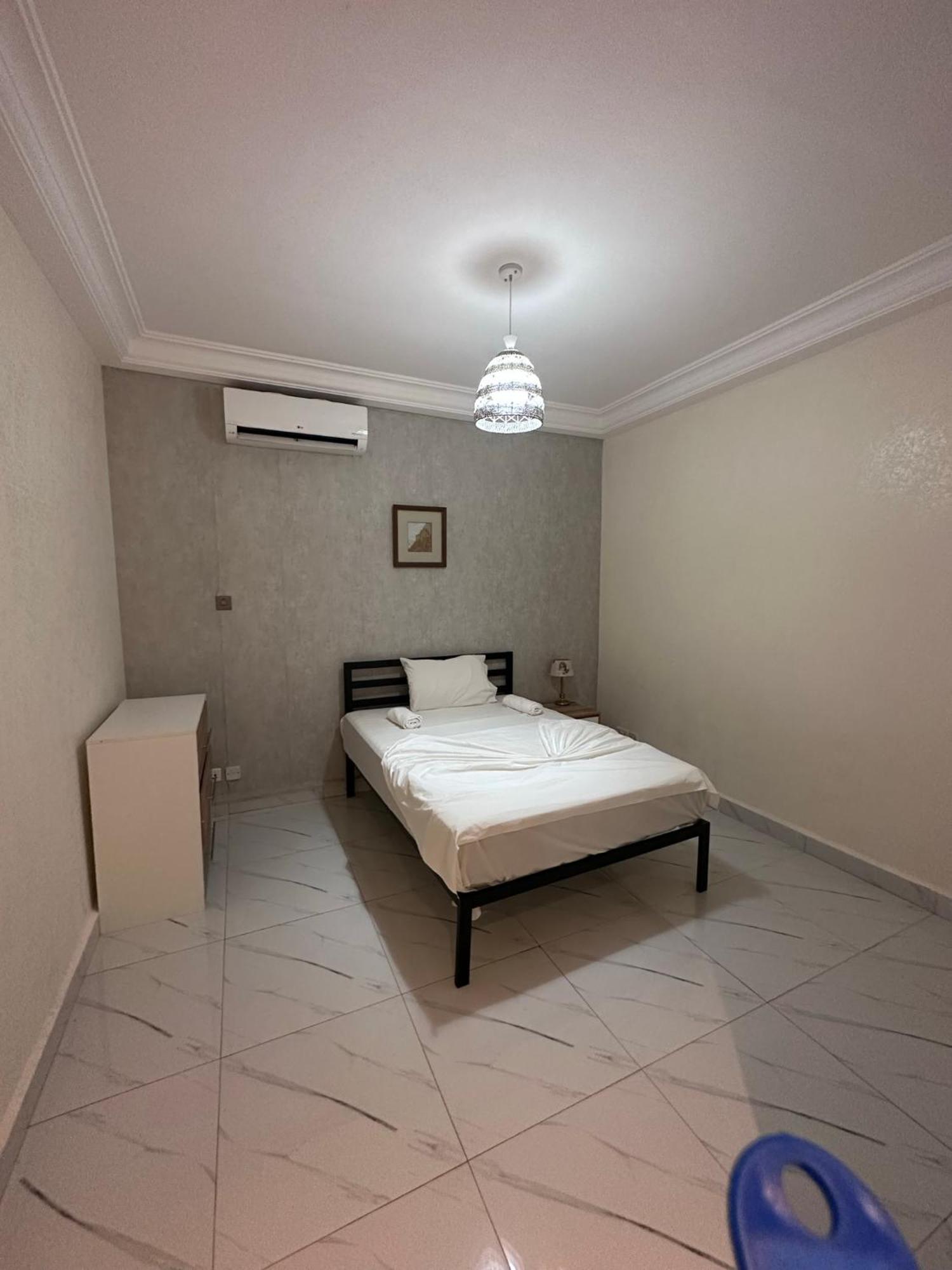 Apartments Plaza Hotel Kololi Ngoại thất bức ảnh